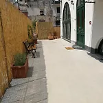 Small Wonder Tiny Town House *