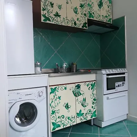 アパート Small Wonder Tiny Town House アマルフィ