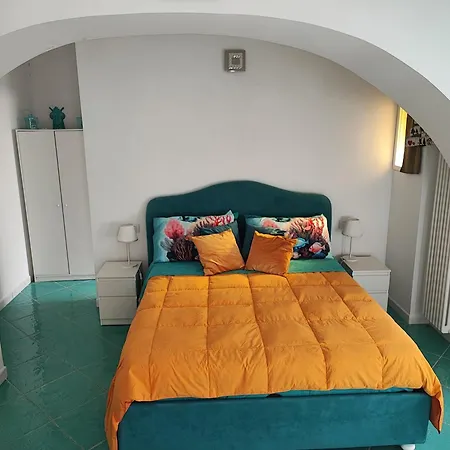 Appartement Small Wonder Tiny Town House *